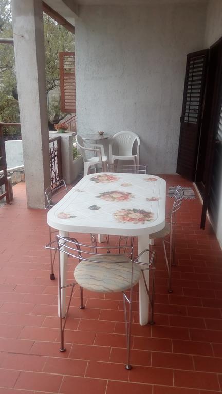 סנג' Guesthouse Filepi מראה חיצוני תמונה